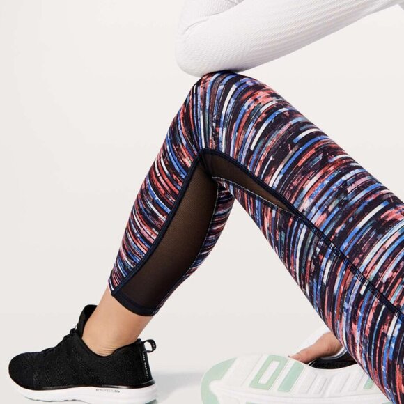 Lululemon Train Times 7/8 Pant 25" Hinshu Alpine White Multi/Black Womens Sz 4 - Picture 3 of 8